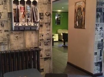 Salford Arms 호텔 외부 사진