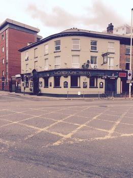 Salford Arms 호텔 외부 사진